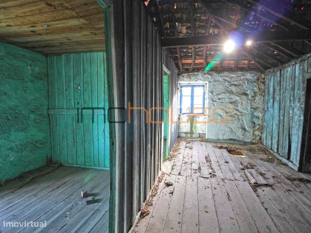 Quinta de 2ha com várias edificações - Terreno Plano-15