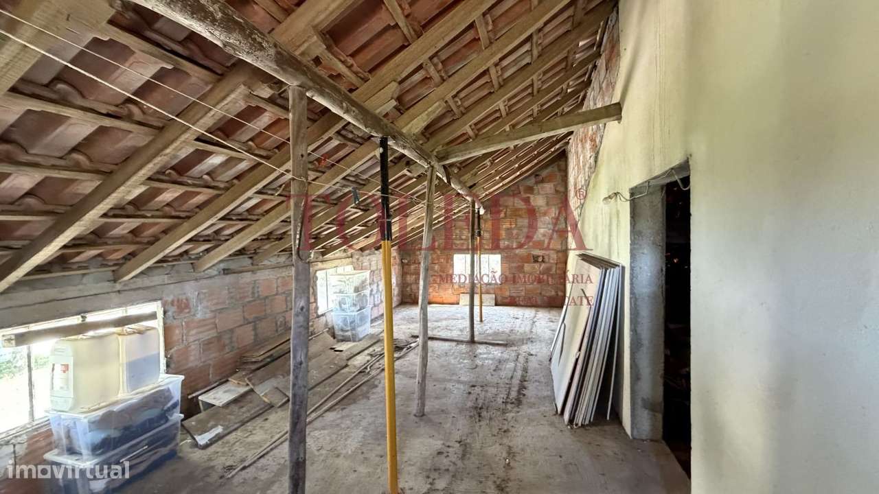 Quintinha em Tomar com 2 casas-40