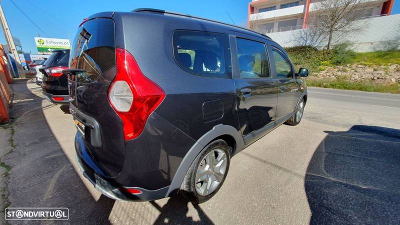 Dacia Lodgy 1.5 dCi Stepway 7L - 6