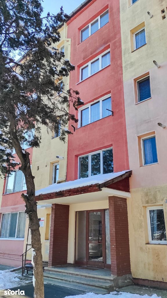 Garsoniera spatioasa in bloc de apartamente, zona Mihai Viteazu,Sibiu