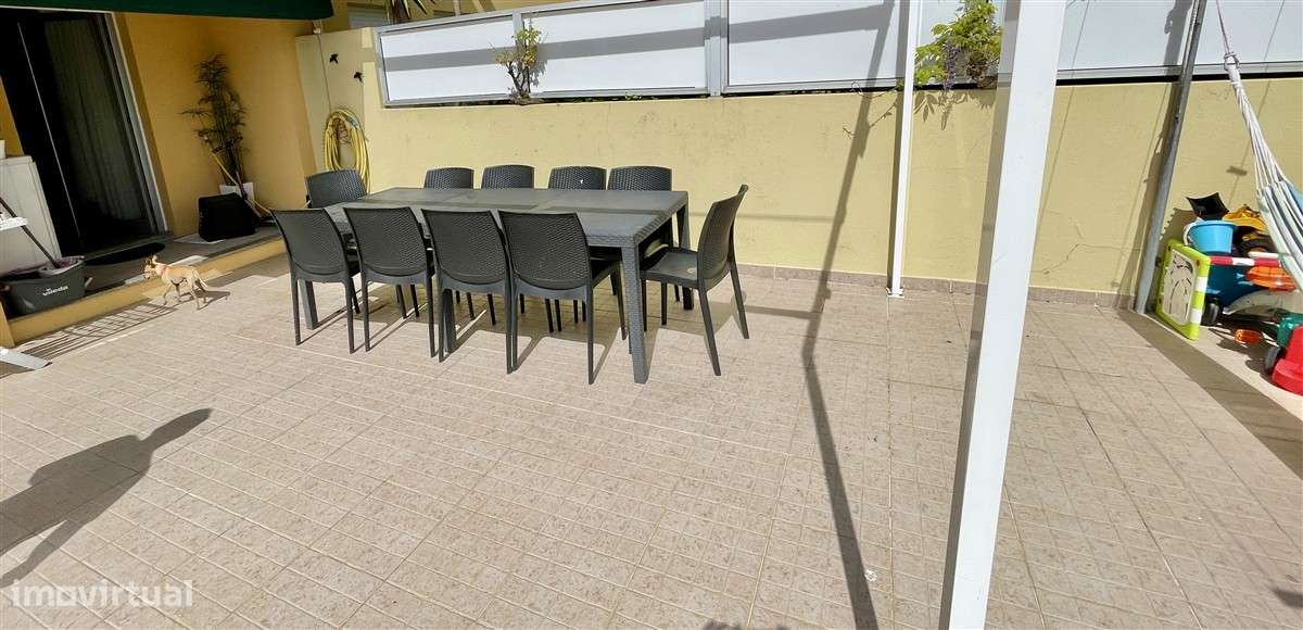 Andar de Moradia T2-Aver-o-Mar-Terraço-garagem fechada-24