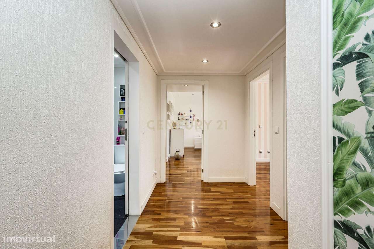 T3 com terraço de 38 m² e garagem | Quinta do Almirante – Loures-13