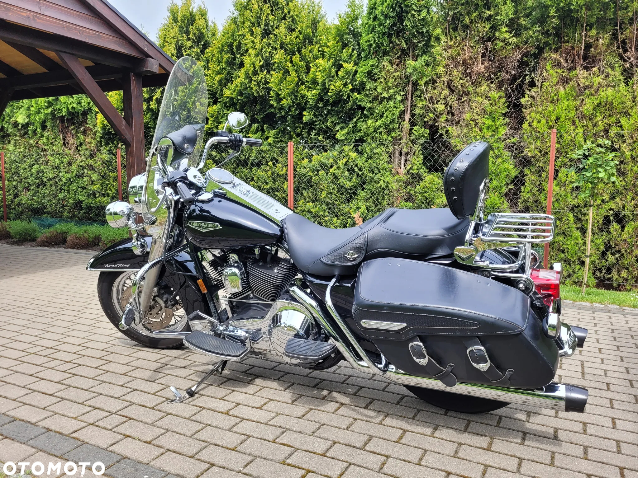 Harley-Davidson Touring Road King - 11