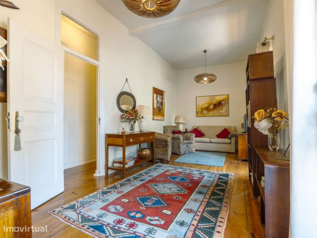 Apartamento T4 Duplex na Parede-5