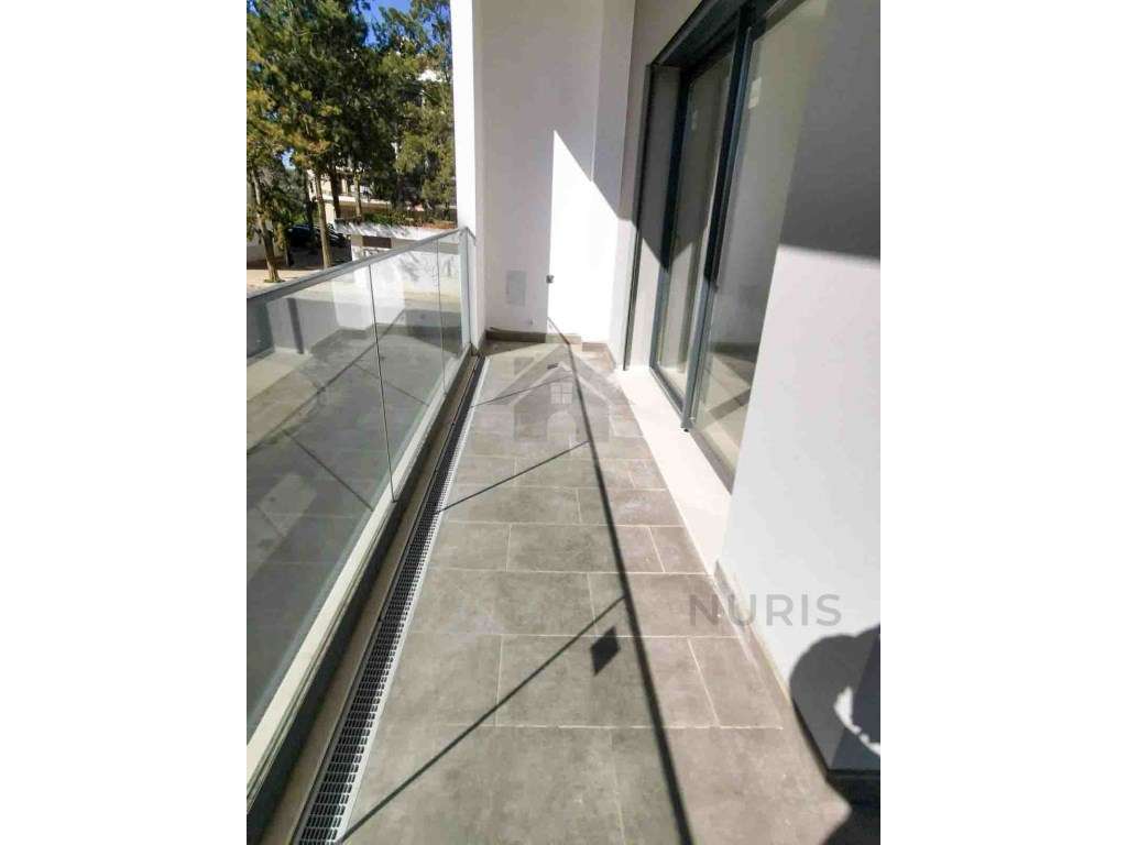 Apartamento T4 para Venda em Portimão-13