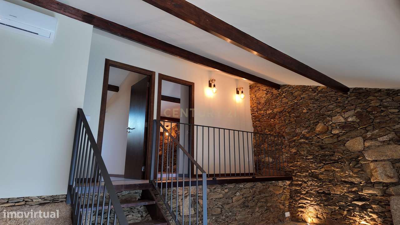 Quinta no Alto Douro Vinhateiro com Projeto Turístico Aprovado-22