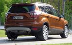 Ford Escape 2.0 EcoBoost AWD Titanium - 5