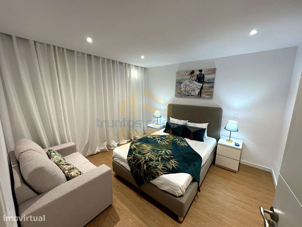 Apartamento T2 com Garagem | Design Moderno no Centro da Póvoa de V...-8