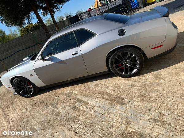 Dodge Challenger Automatik 392 Hemi Scat Pack Shaker - 6