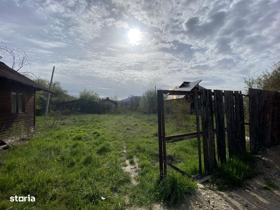 Teren intravilan 1.400 mp - Schitu Golesti AG - Imagine principală: 3/8