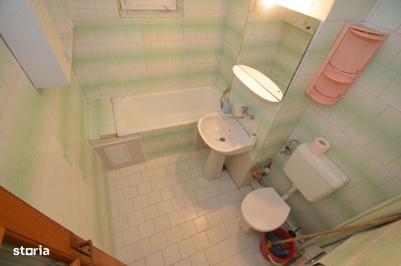 Apartament cu 2 camere decomandat Steaua-5