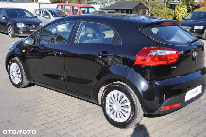 Kia Rio 1.1 CRDI Dream-Team Edition - 7