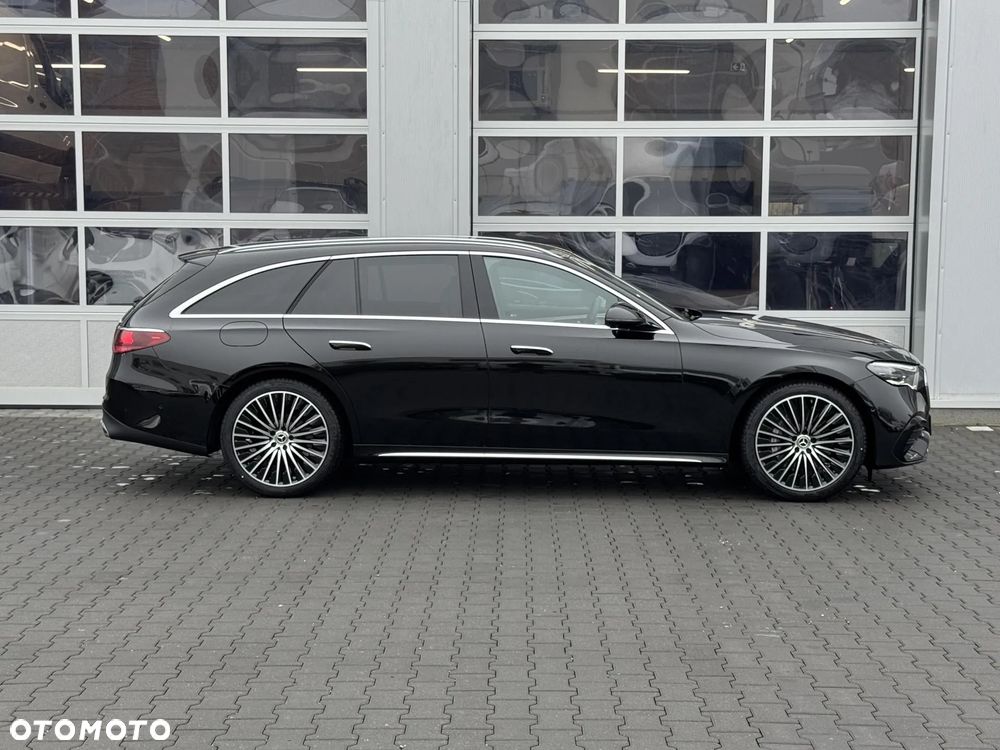 E220d 4Matic kombi, Linia AMG Advanced Plus, Kamera 360, Hak