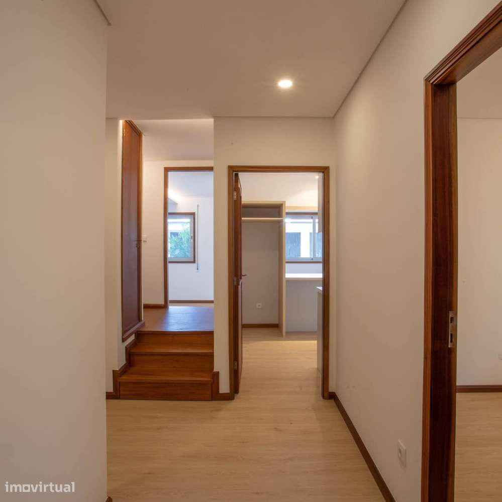 T3 totalmente renovado com terraço e BOX - Monte da VirgemSD/04710AMT-10
