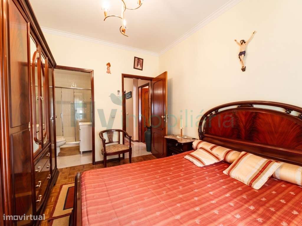 Apartamento T3 com Terraço de 80 m² e Garagem Fechada em Moreira de...-33