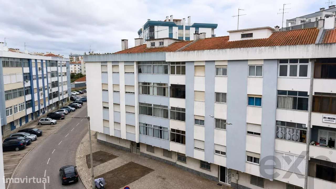 Apartamento T3 com 98m² em Arrentela, Seixal-8