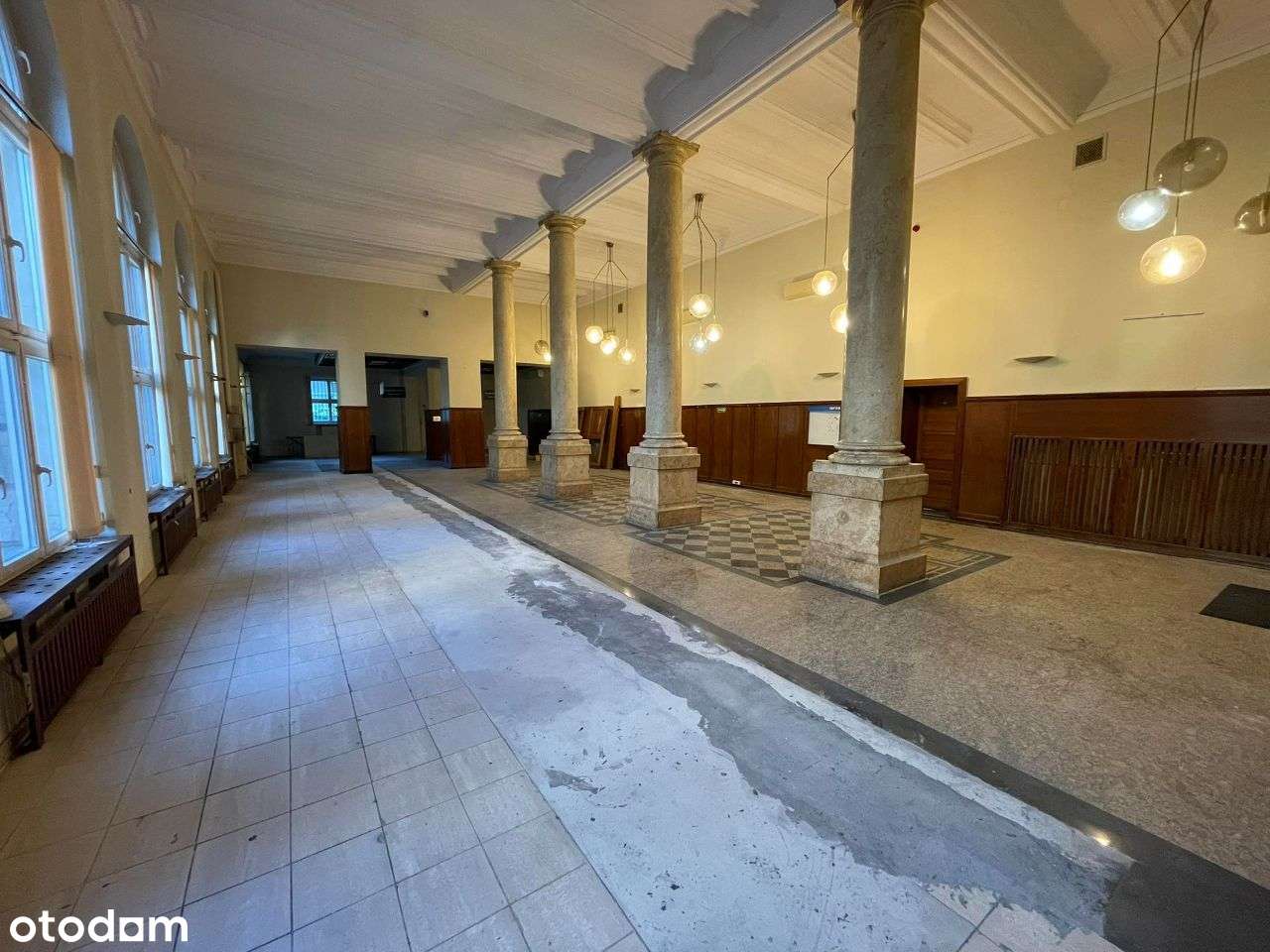 Sala kolumnowa 292 m² w centrum Opola- ul. Damrota - Pełny obrazek: 2/4