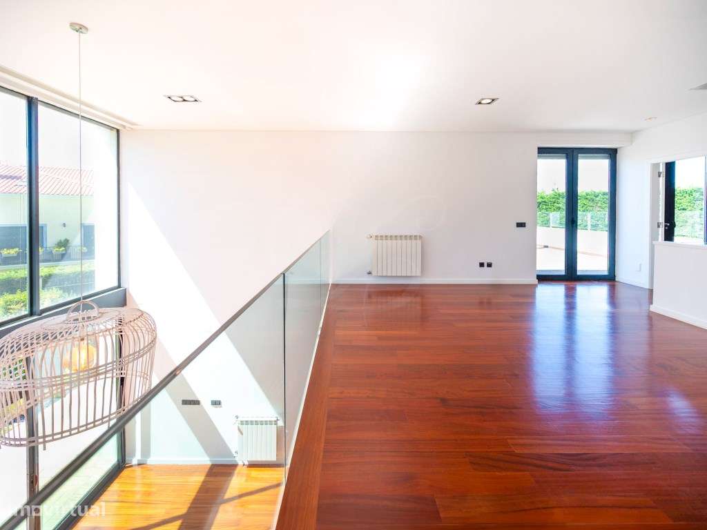 Moradia T5+2 c/piscina e Vista sobre Palácio de Sintra e Serra | Si...-34