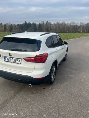 BMW X1 sDrive18d Sport - 3