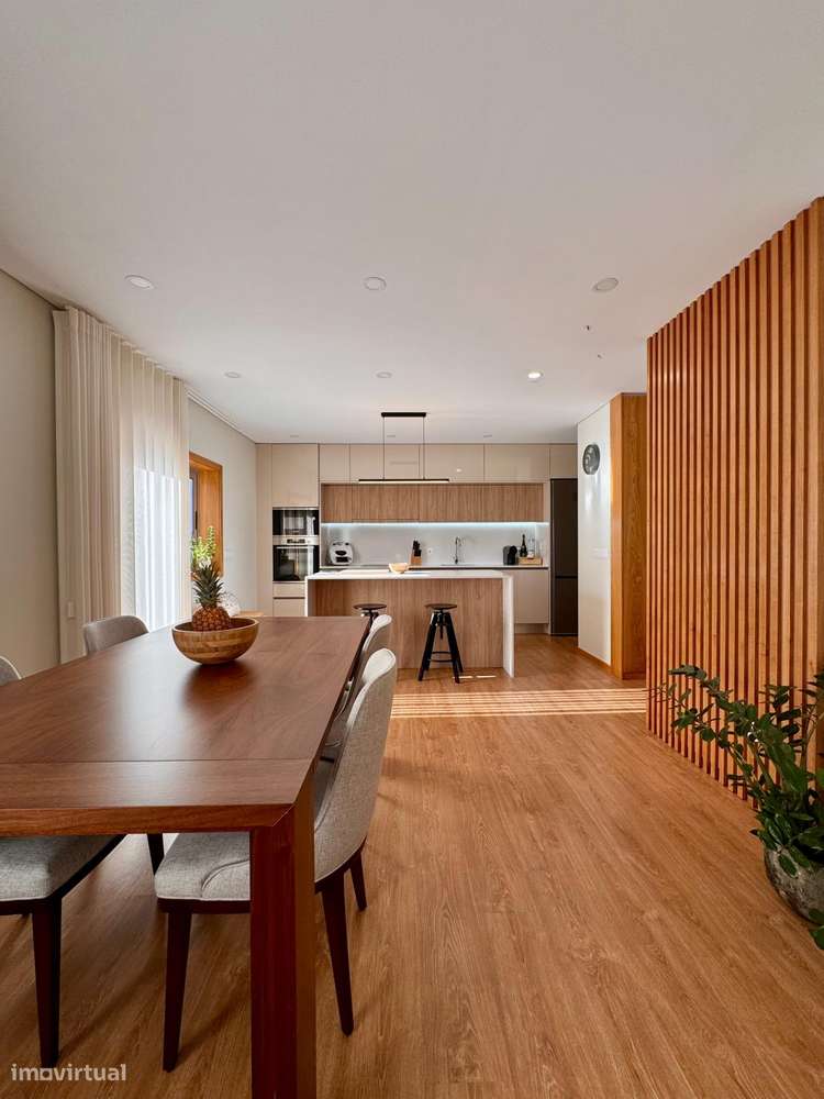 Apartamento T2 (Totalmente remodelado) Centro Póvoa de Varzim-6