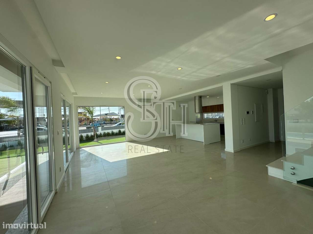 MORADIA V3+1 CENTRO DA CIDADE-11