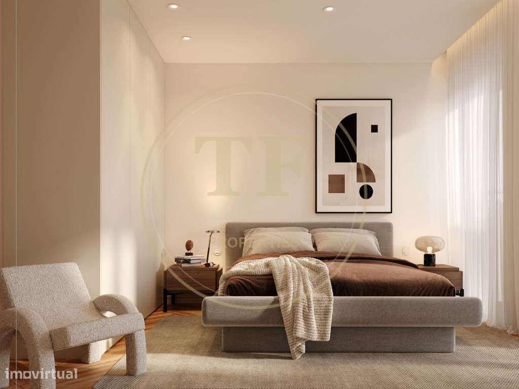 Apartamento T2+1 com 2 varandas, lugar de garagem e arrumos em Cedo...-3