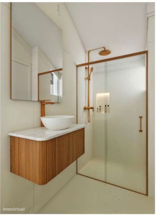 Apartamento T2 Duplex + Studio remodelado - Caldas da Rainha-6