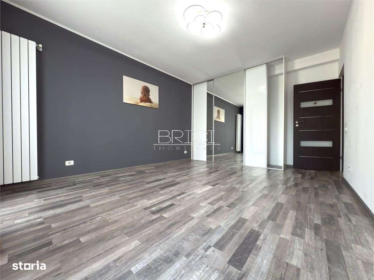 Apartament 3 camere, 67mp, cu Parcare, 2 Balcoane, Coresi - Imagine principală: 4/15