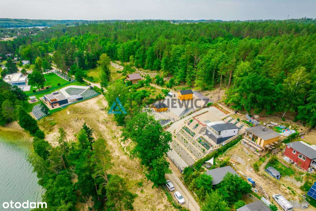 Malownicza działka z domkiem z widokiem na jezioro - Pełny obrazek: 5/20