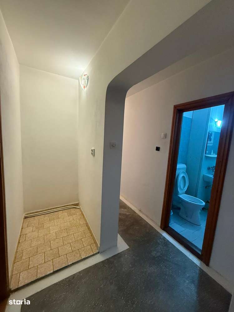 Apartament spațios cu 4 camere – Strada Aurora (lângă Finanțe) - Imagine principală: 4/16