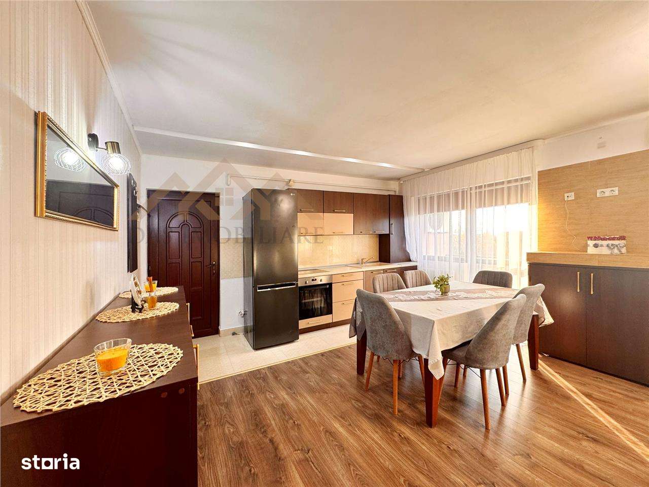 Apartament 3 camere si loc de parcare zona Marul de Aur-9