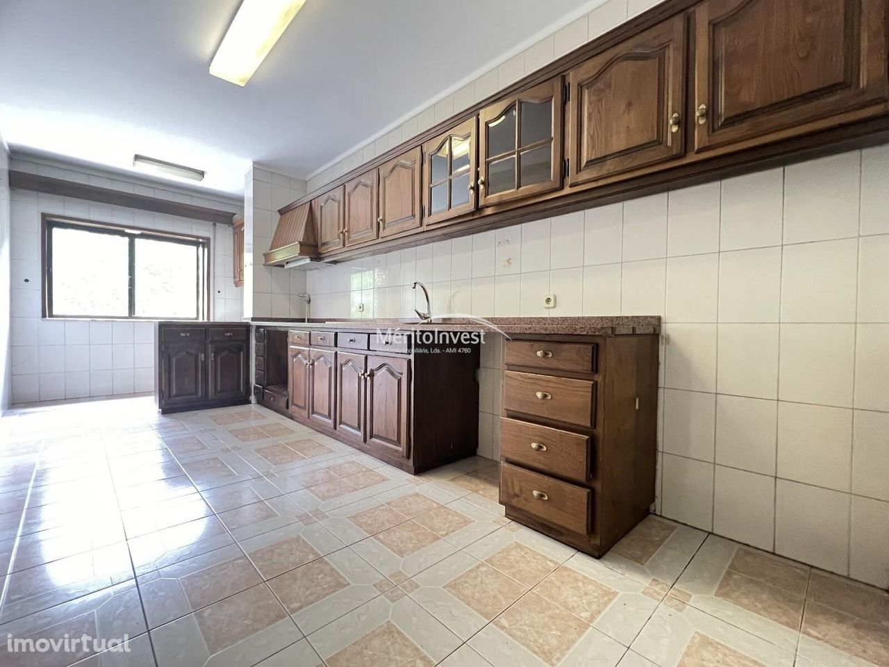 Apartamento T3 com suite e garagem fechada - LOMAR – BRAGA