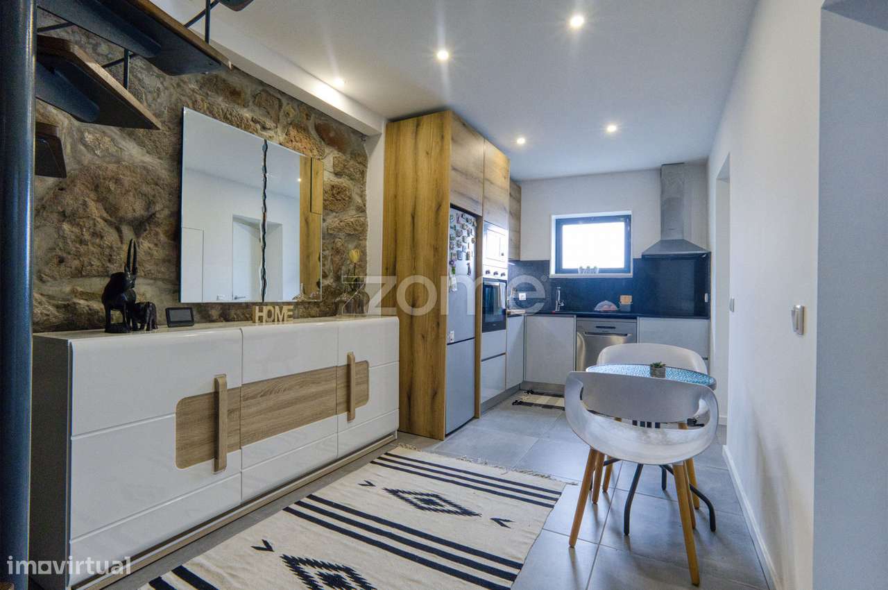 Moradia T2 c/ 2 Suítes, na Rua Alexandre Herculano, Valbom, Gondomar - Grande imagem: 4/23