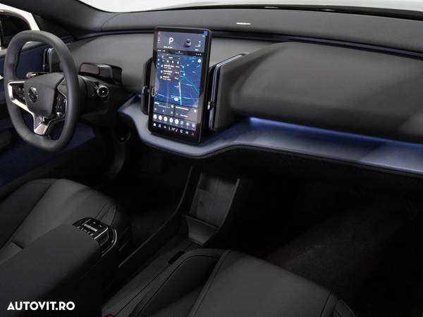 Volvo EX30 Single Motor Extended Range Ultra - 12