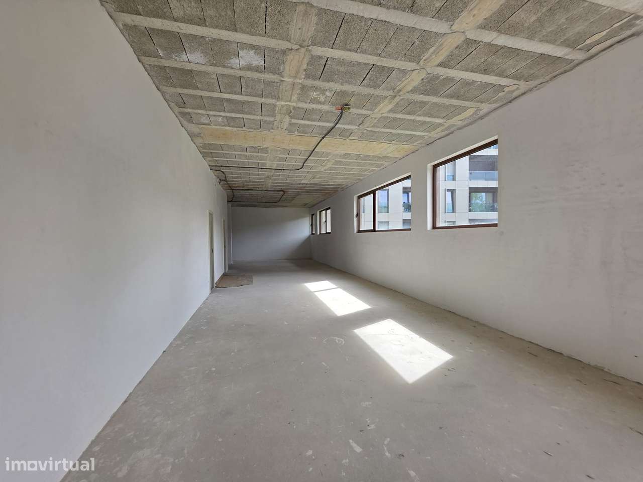 Espaço Comercial – Águas Santas, Maia-12