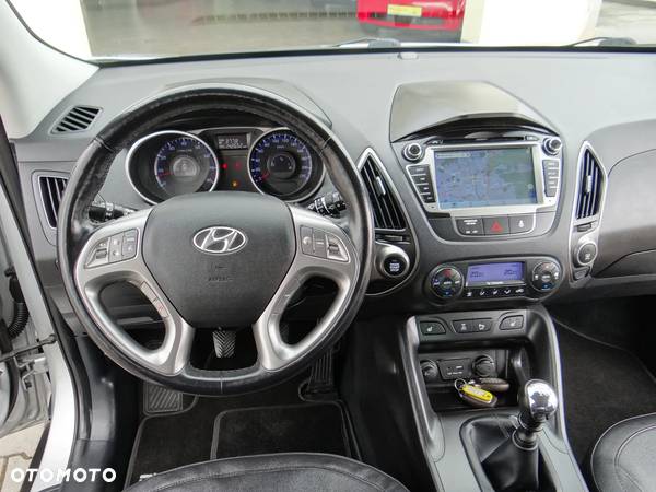 Hyundai ix35 2.0 4WD Trend - 26