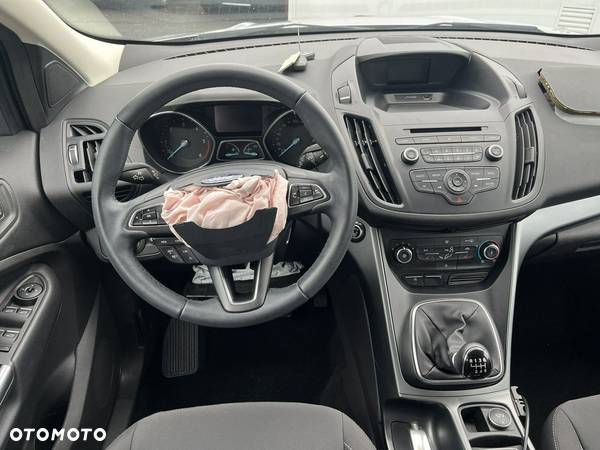 Ford Kuga - 9