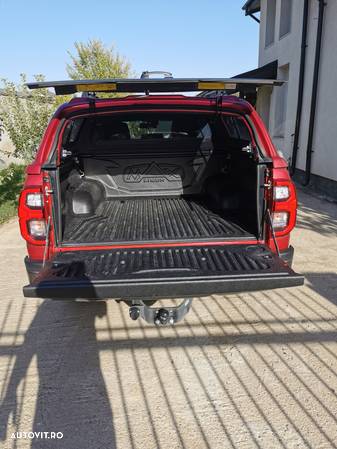 Toyota Hilux 2.8D 204CP 4x4 Double Cab AT Invincible - 7