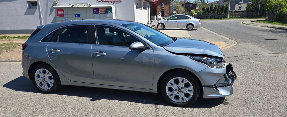 Kia Ceed III 1.0 T-GDI L Business Line 2023