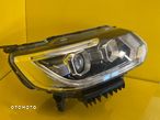 RENAULT ALASKAN REFLEKTOR PRAWY FULL LED - 2