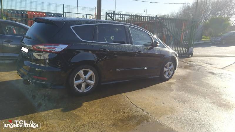 Ford S-Max 2.0 TDCi Titanium - 4