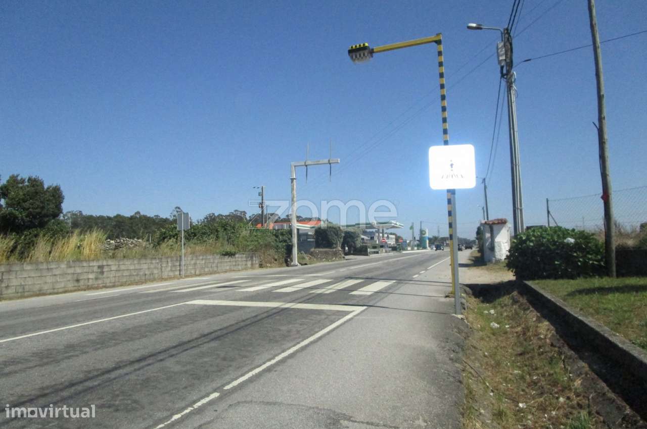 Terreno com 3.500 M2 situado junto à estrada nacional nr 13 fão - Grande imagem: 4/15
