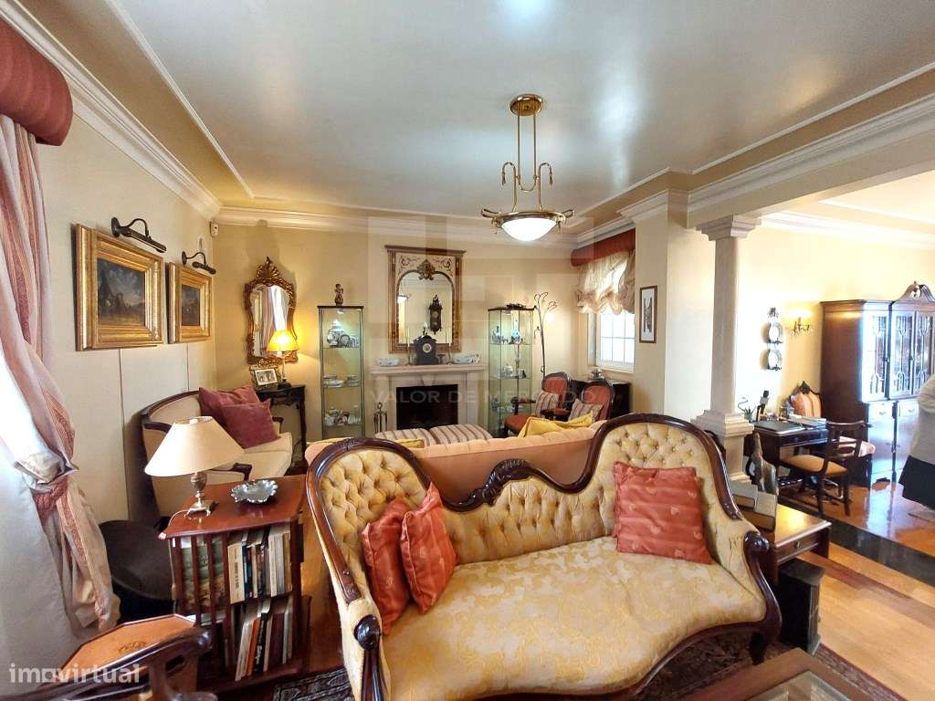 Moradia em banda à venda, t4 , Quinta Grande.-11