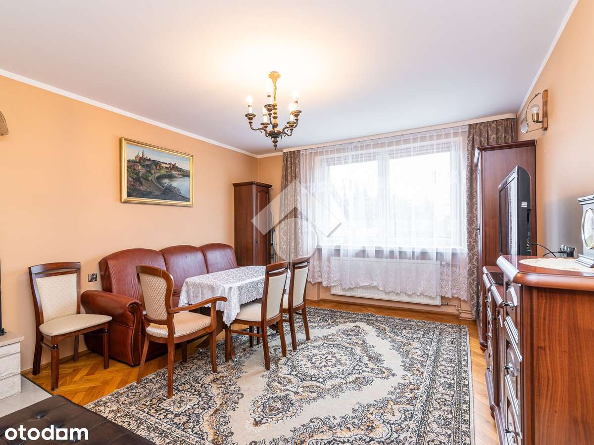 Dom z ogrodem i przestrzenią, która dopasuje się do Twojego życia-8