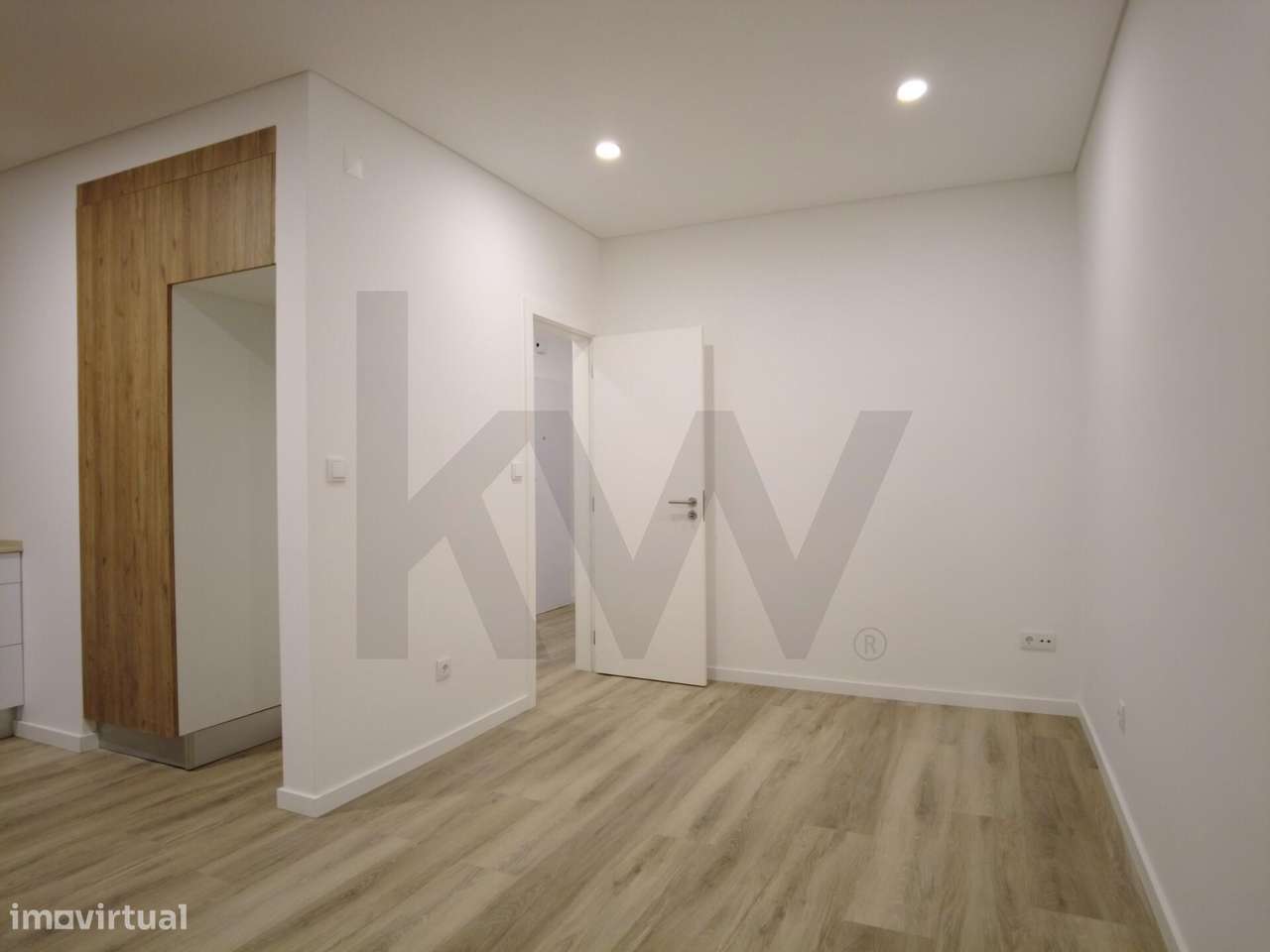 Apartamento T2, remodelado, Barreiro-11