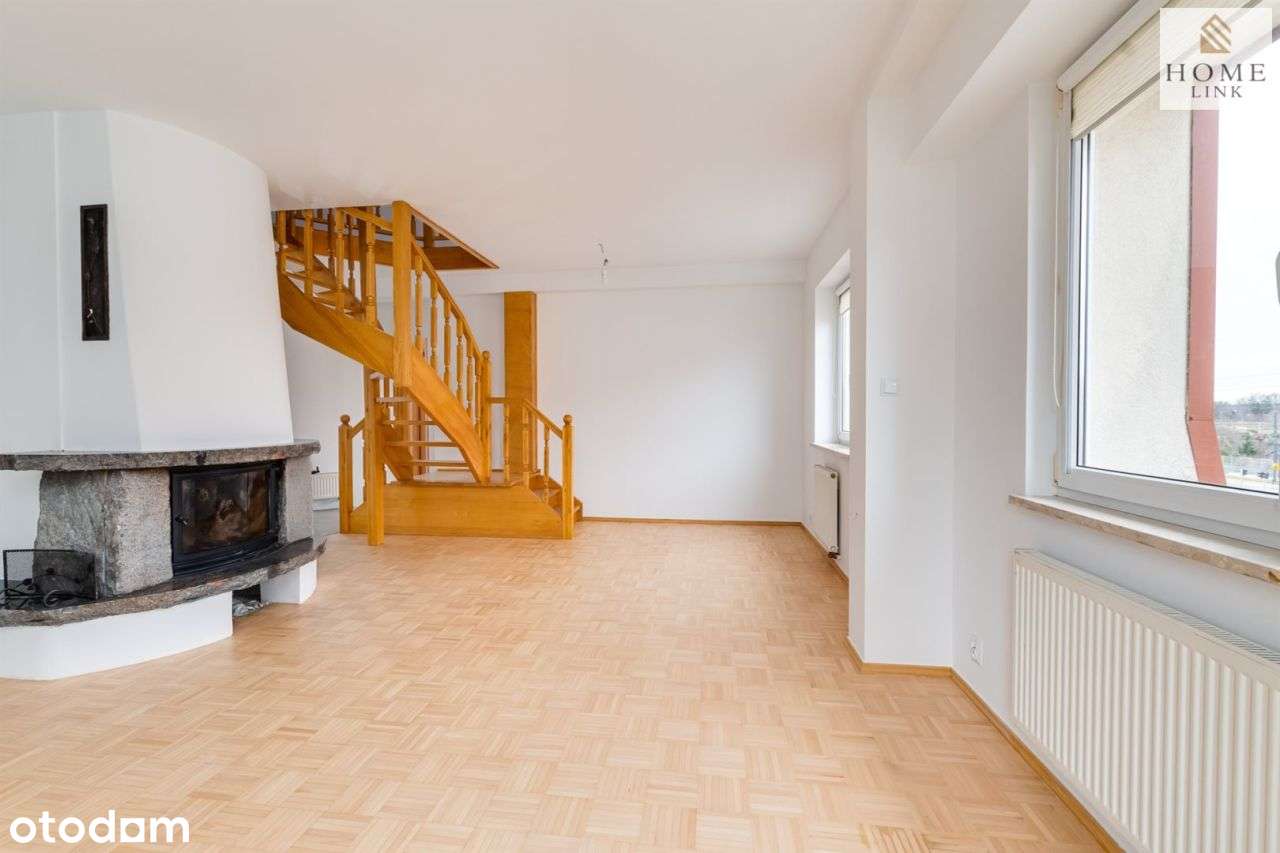 Mieszkanie dwupoziomowe z kominkiem!-1