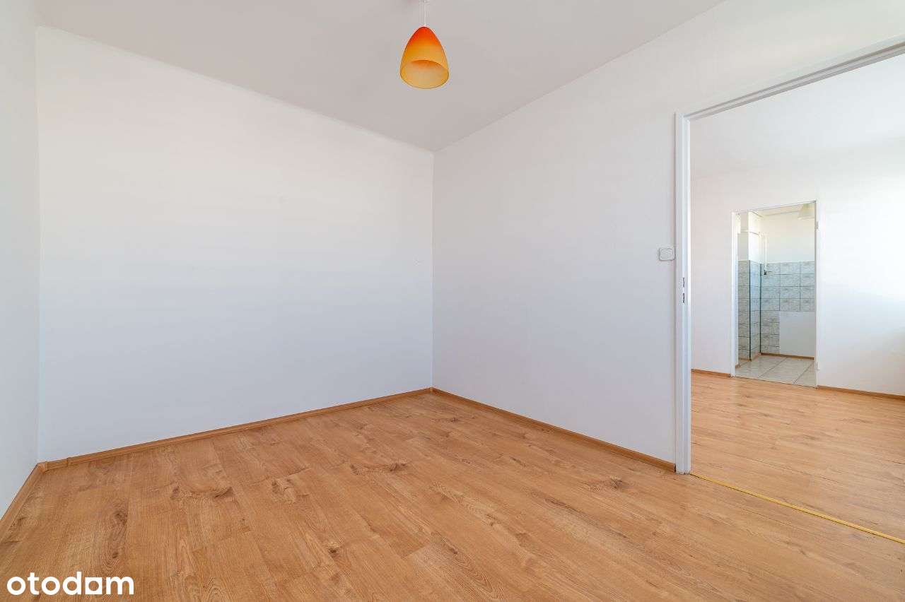 Mieszkanie dwupokojowe przy ul. Obrońców Pokoju.-0