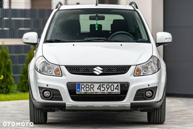 Suzuki SX4 1.6 Premium 2012 - 10