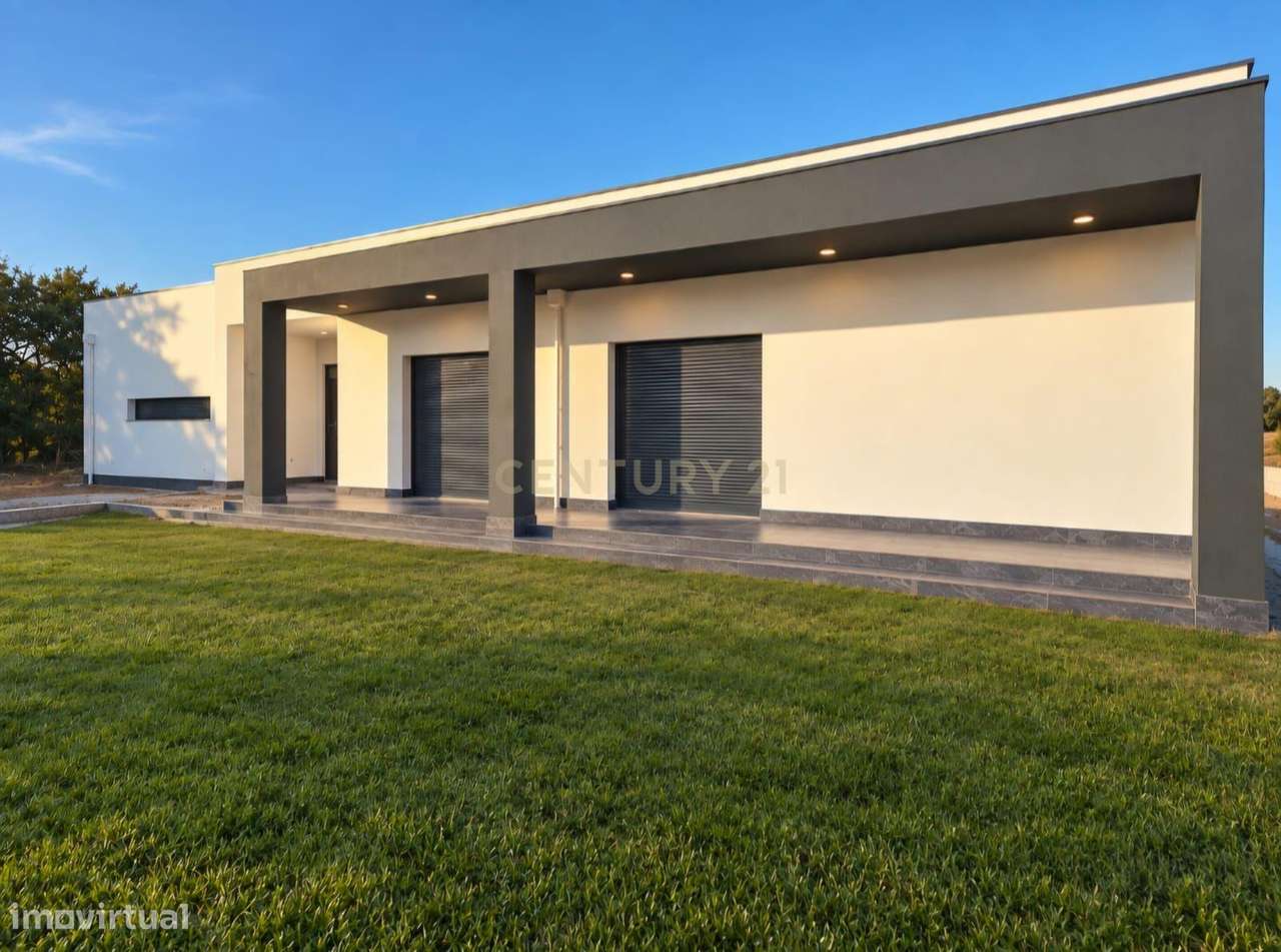 Moradia com 5.072 m² de terreno | Quinta do Anjo, Palmela-13