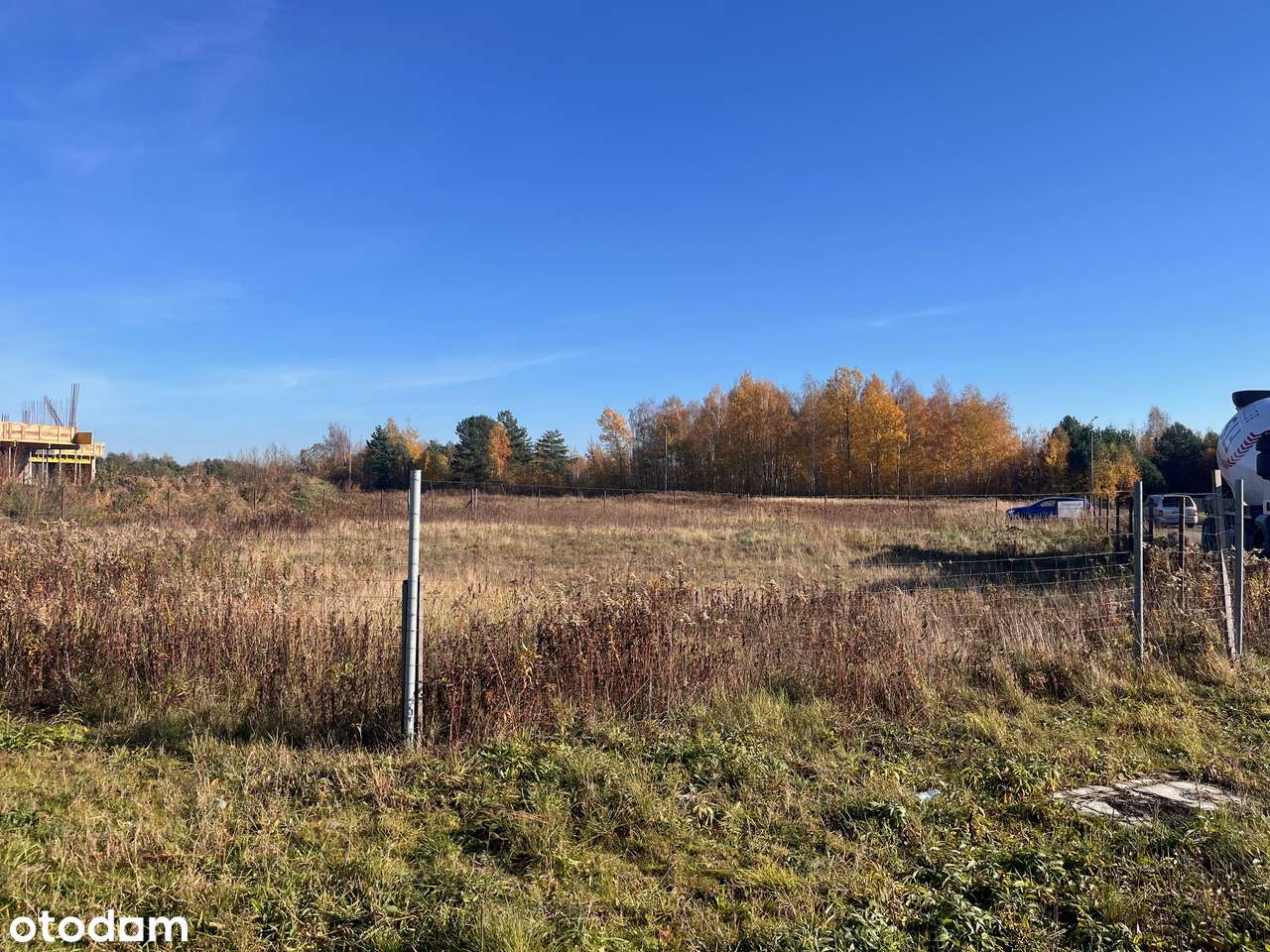 Atrakcyjna działka budowlana z mediami (asfalt, internet)-3